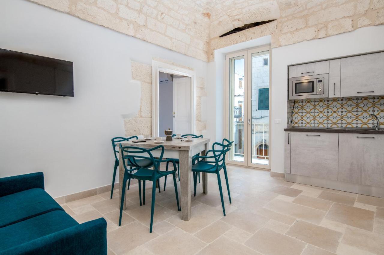 Le Bianche Suites Ostuni Bagian luar foto