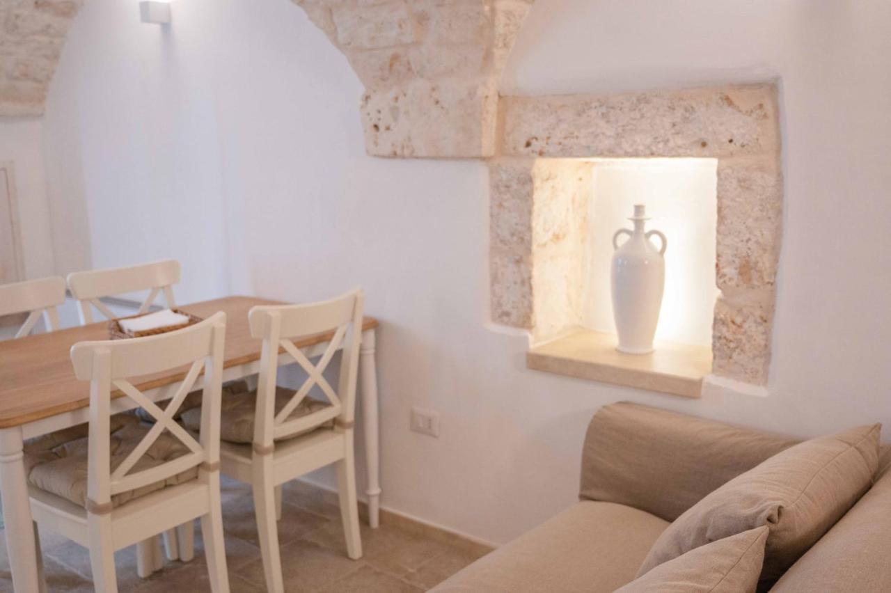 Le Bianche Suites Ostuni Bagian luar foto