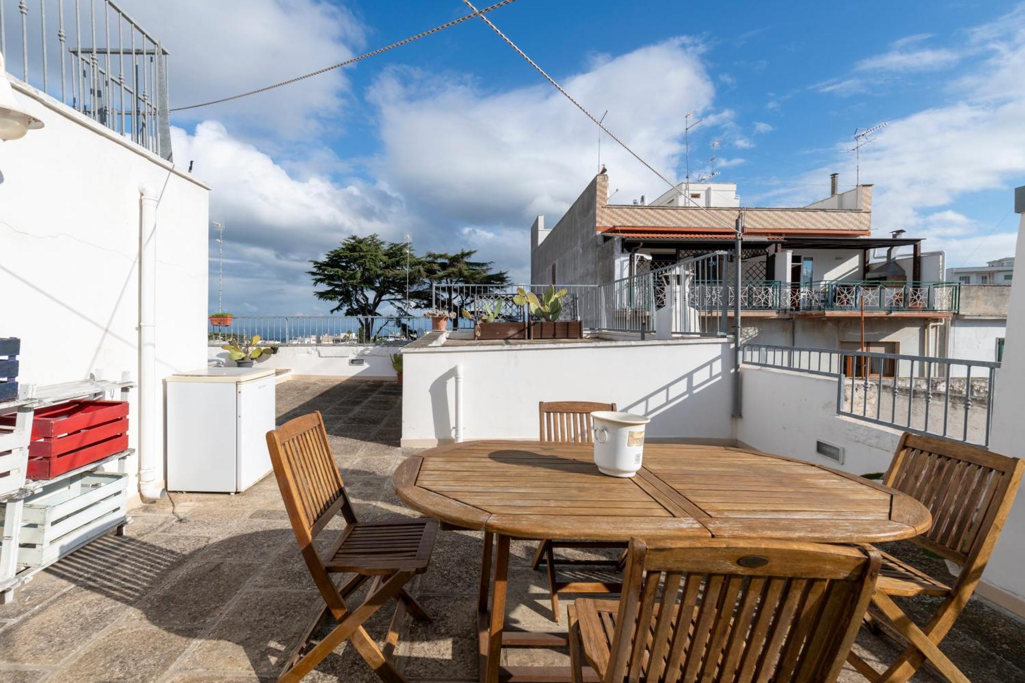 Le Bianche Suites Ostuni Bagian luar foto