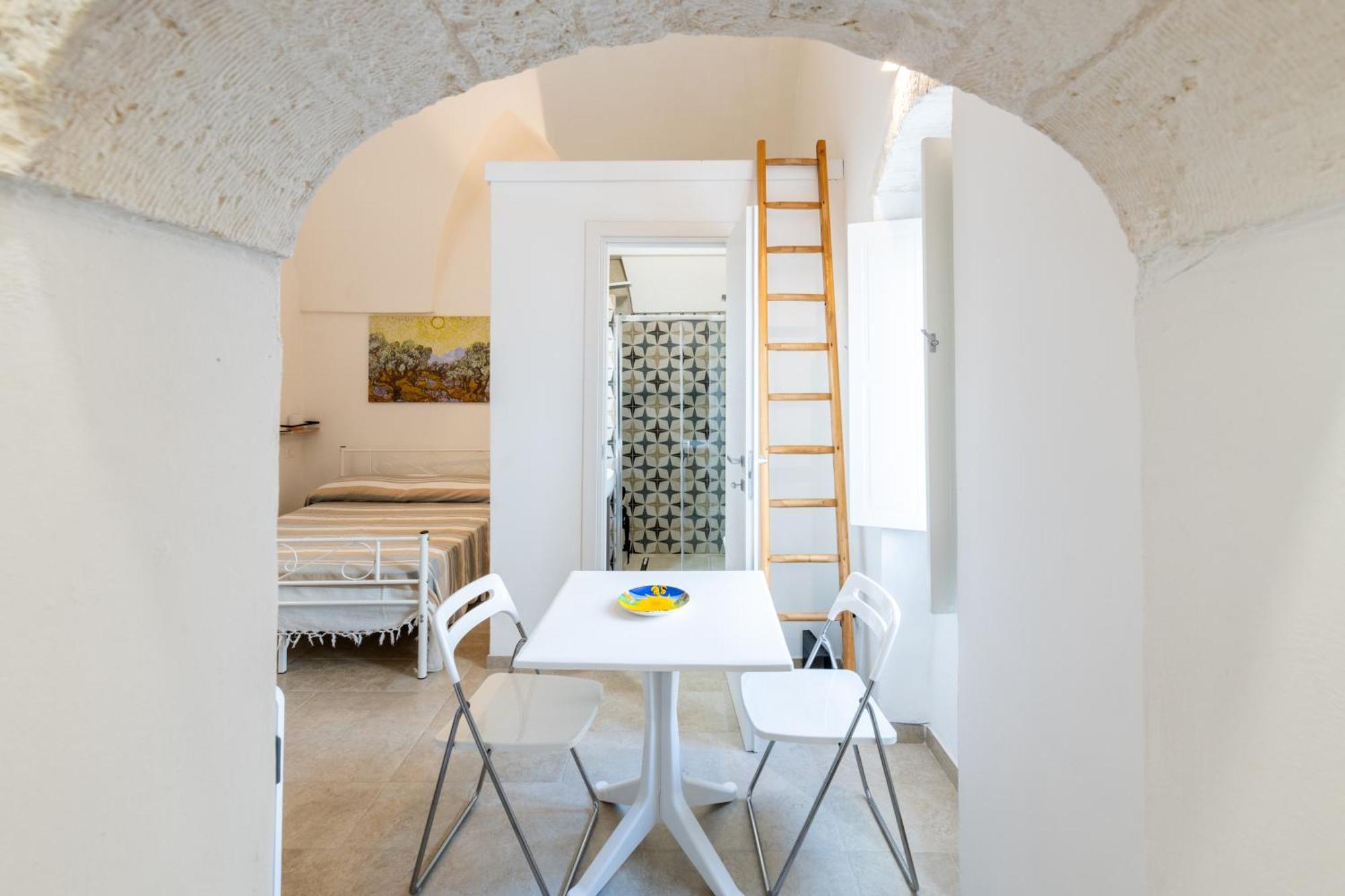 Le Bianche Suites Ostuni Bagian luar foto