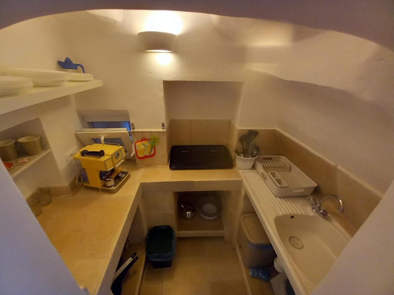 Le Bianche Suites Ostuni Bagian luar foto