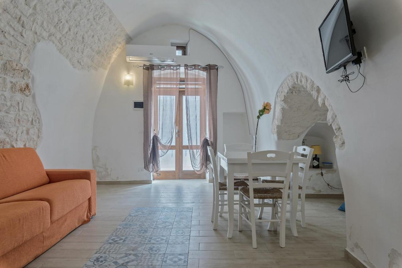 Le Bianche Suites Ostuni Bagian luar foto